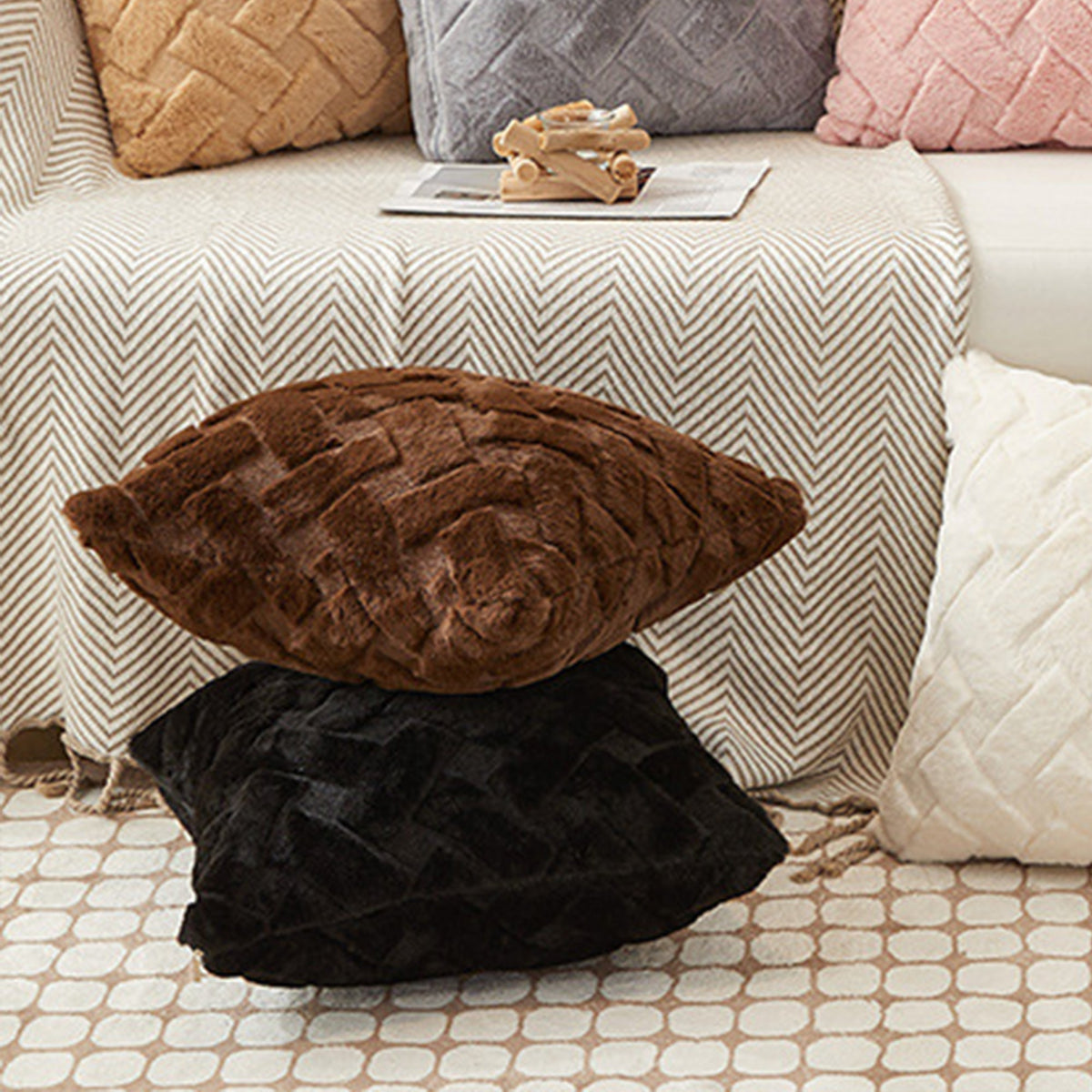CAPRI Coussin carré en tissu à motifs noir 43x43 cm