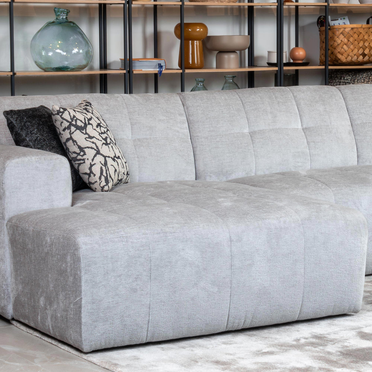 CYNDA Canapé d'angle en tissu capitonné gris - Angle gauche
