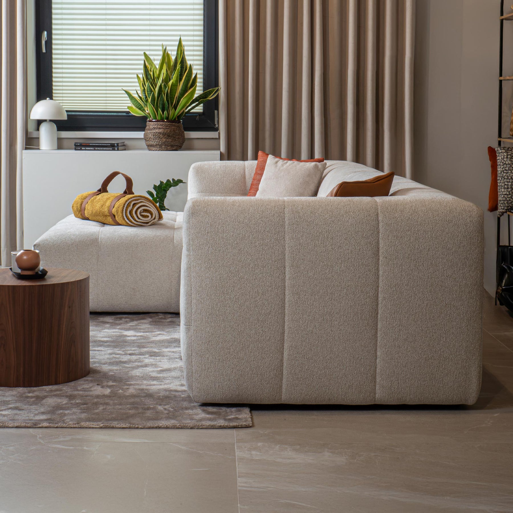 DEYNA Canapé d’angle en tissu capitonné beige - Angle gauche