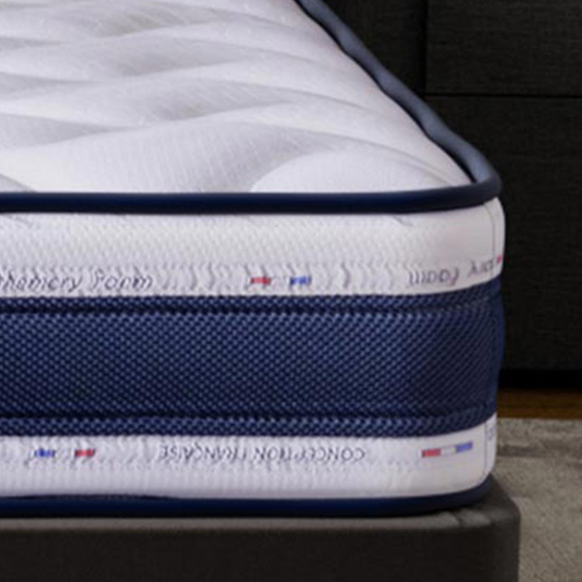 MATIAS Matelas mémoire de forme épaisseur 22 cm - 140x190 cm