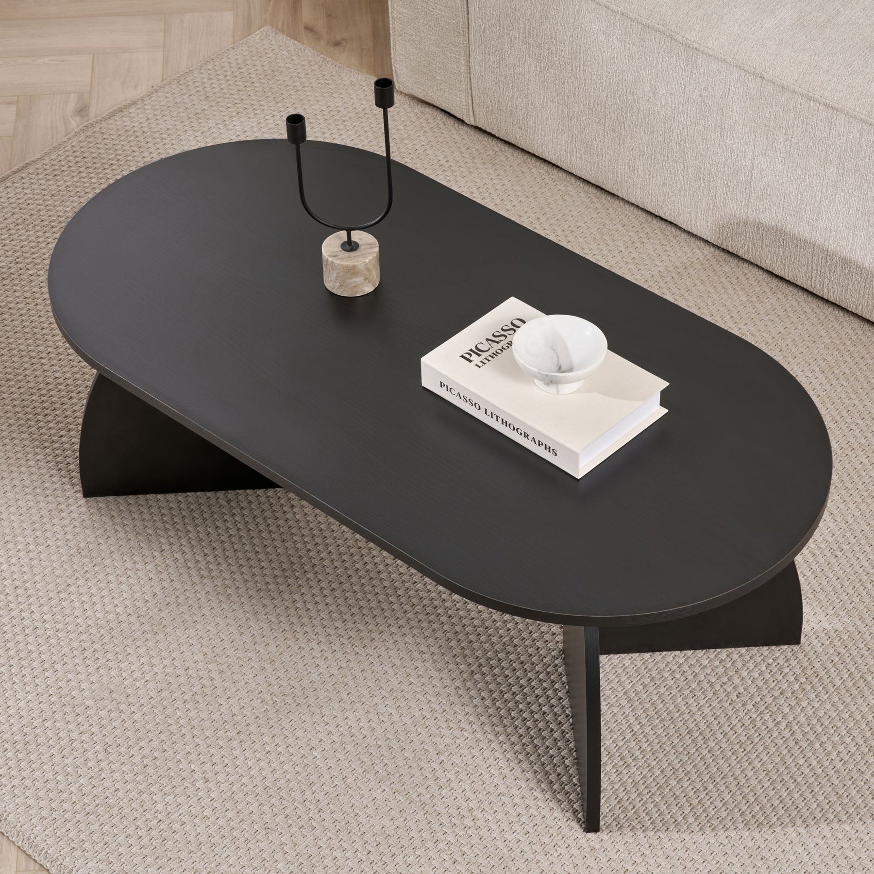 NAYALI Table basse ovale couleur bois noir 120 cm