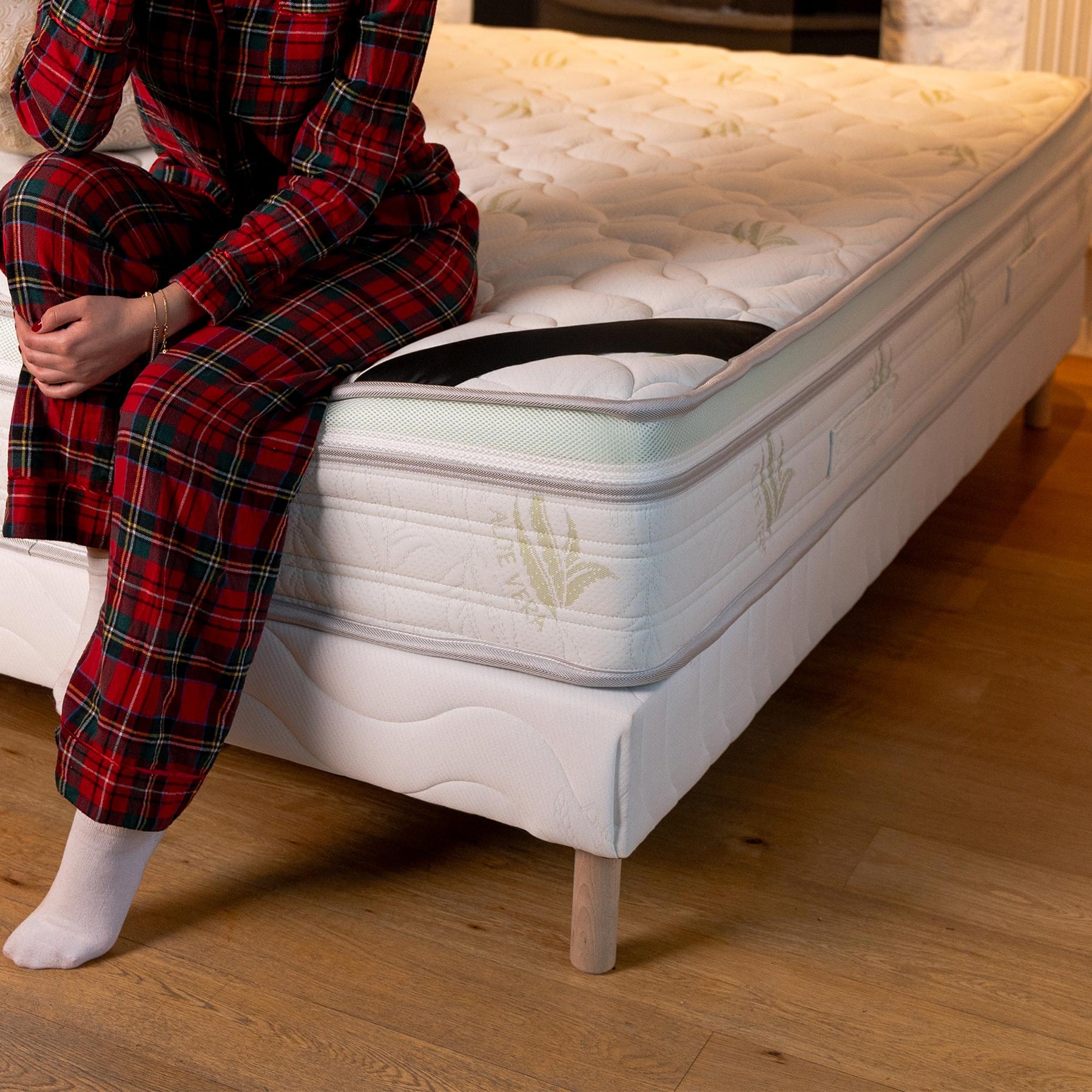 PEACE Matelas mémoire de forme 140 x 190 Hauteur 27 cm