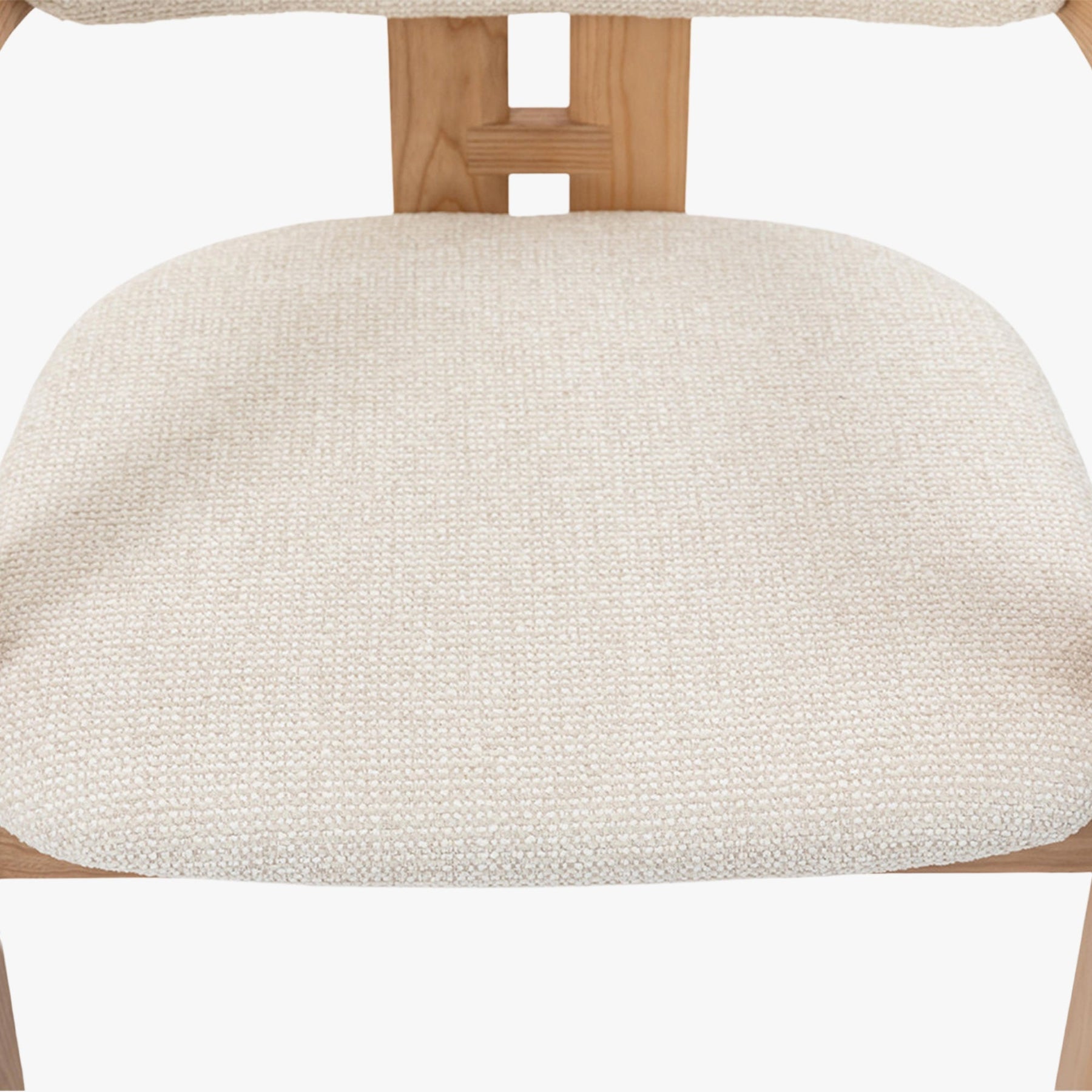 SANDRA  Lot de 2 chaises de repas en tissu beige pieds en chêne massif clair