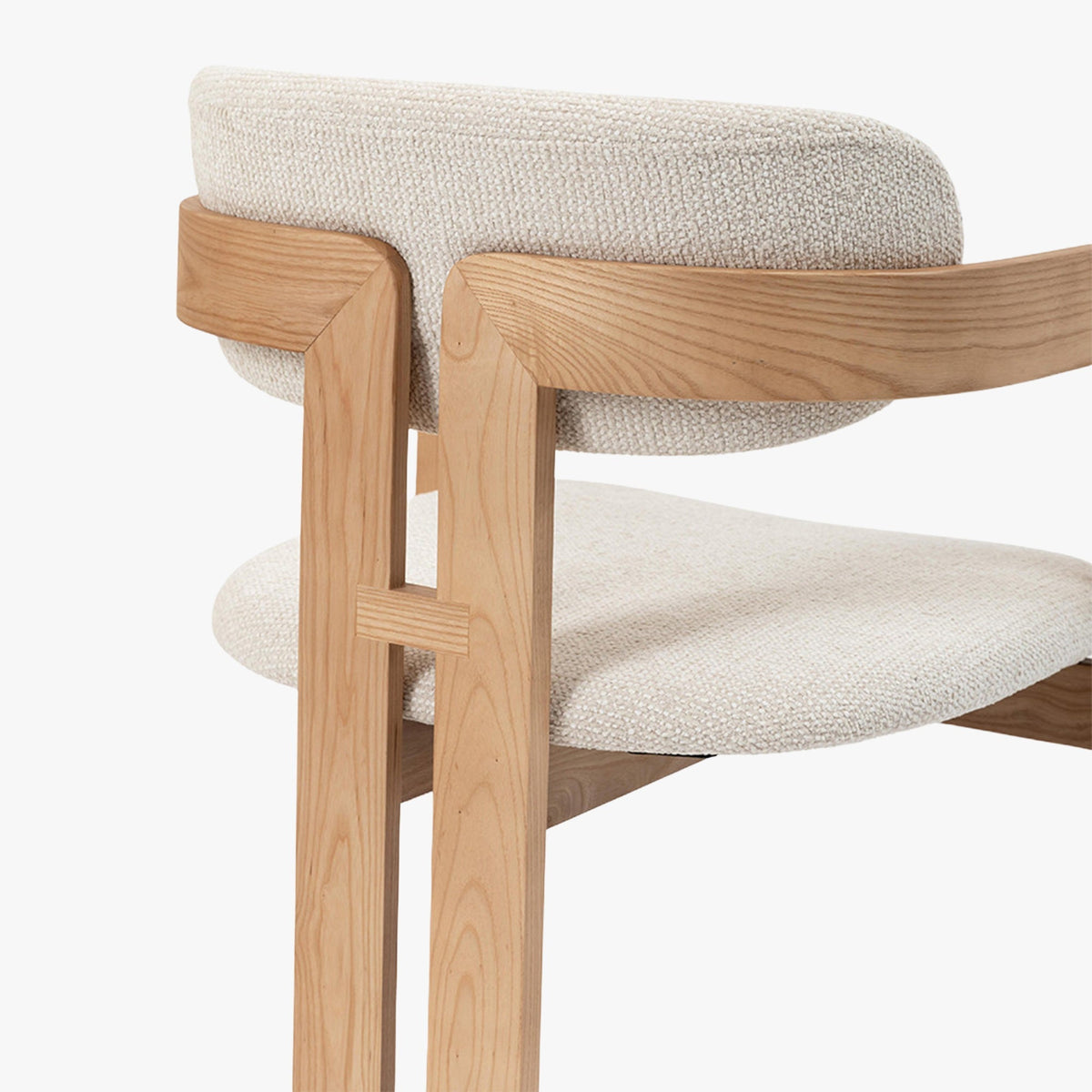 SANDRA  Lot de 2 chaises de repas en tissu beige pieds en chêne massif clair