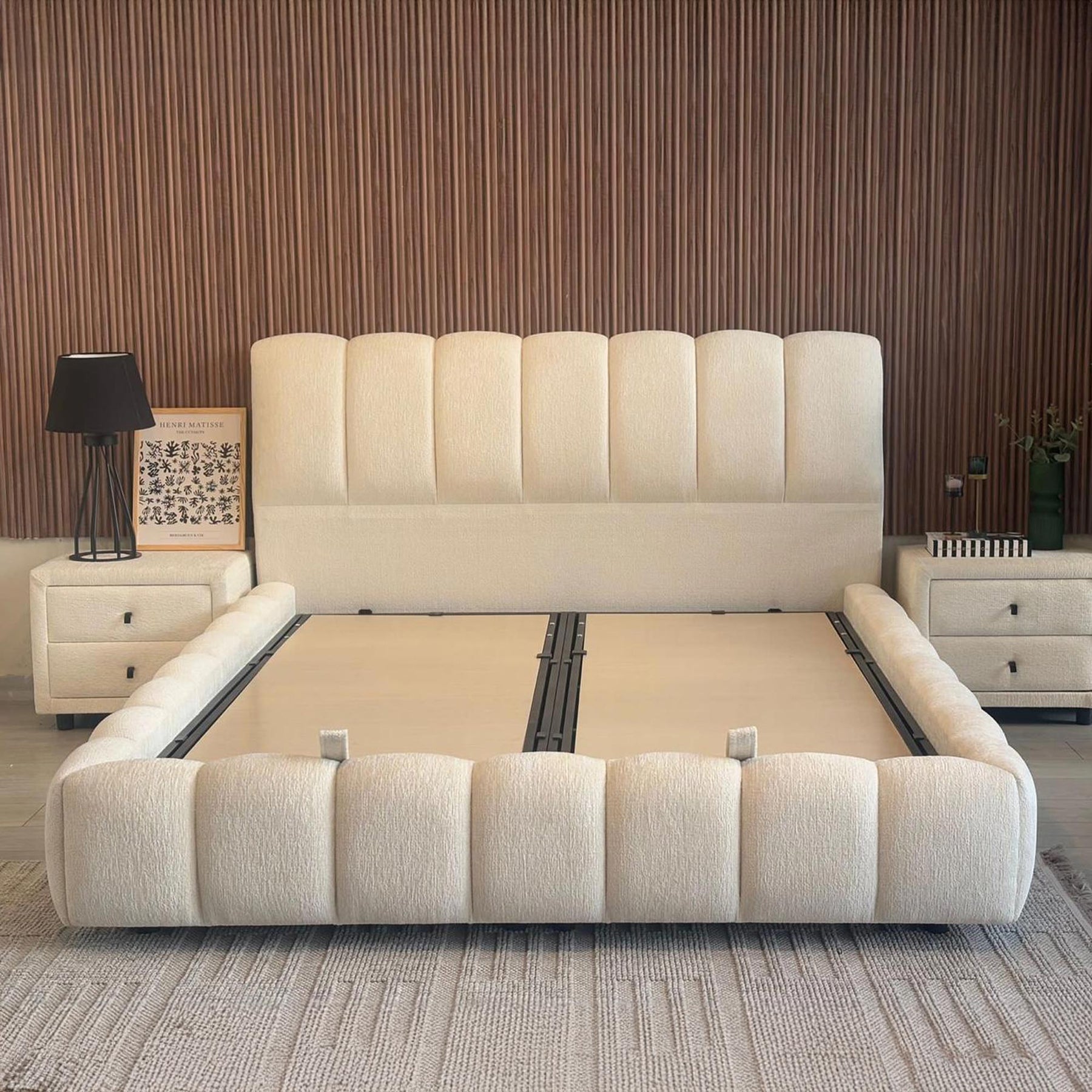 SAPHIRA Lit double en tissu beige avec coffre 180x200 cm