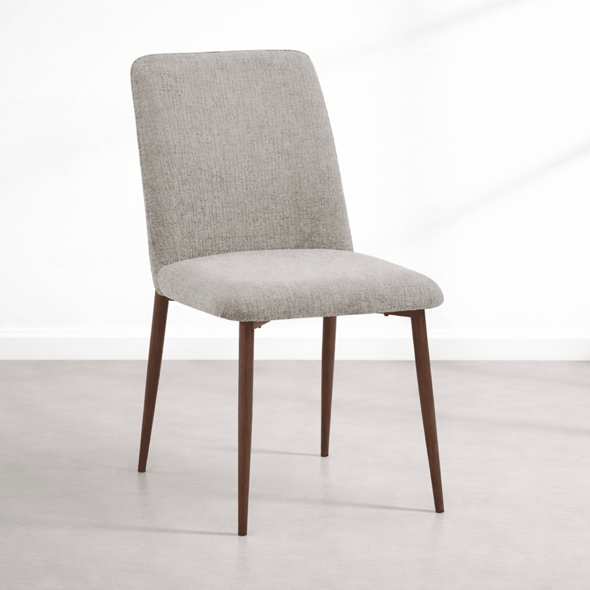 SELIA Lot de 2 chaises en tissu taupe clair pieds couleur bois foncé