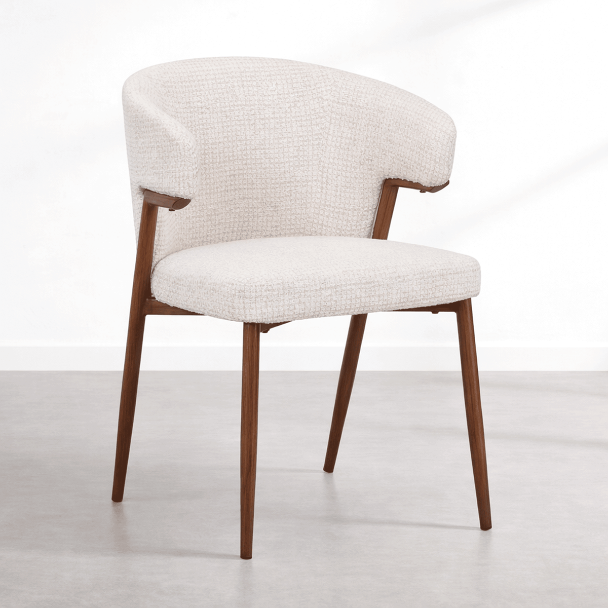 WAYNE Lot de 2 chaises en tissu beige pieds couleur bois foncé
